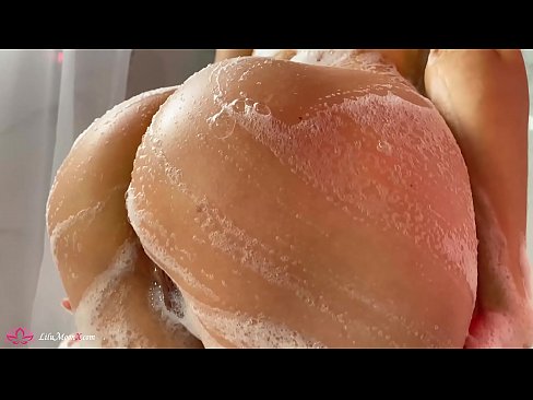 ❤️ Brunette Anapiga Pussy kwa Pussy kwa Vibrator hadi Orgasm kali katika Shower Pono fb ☑